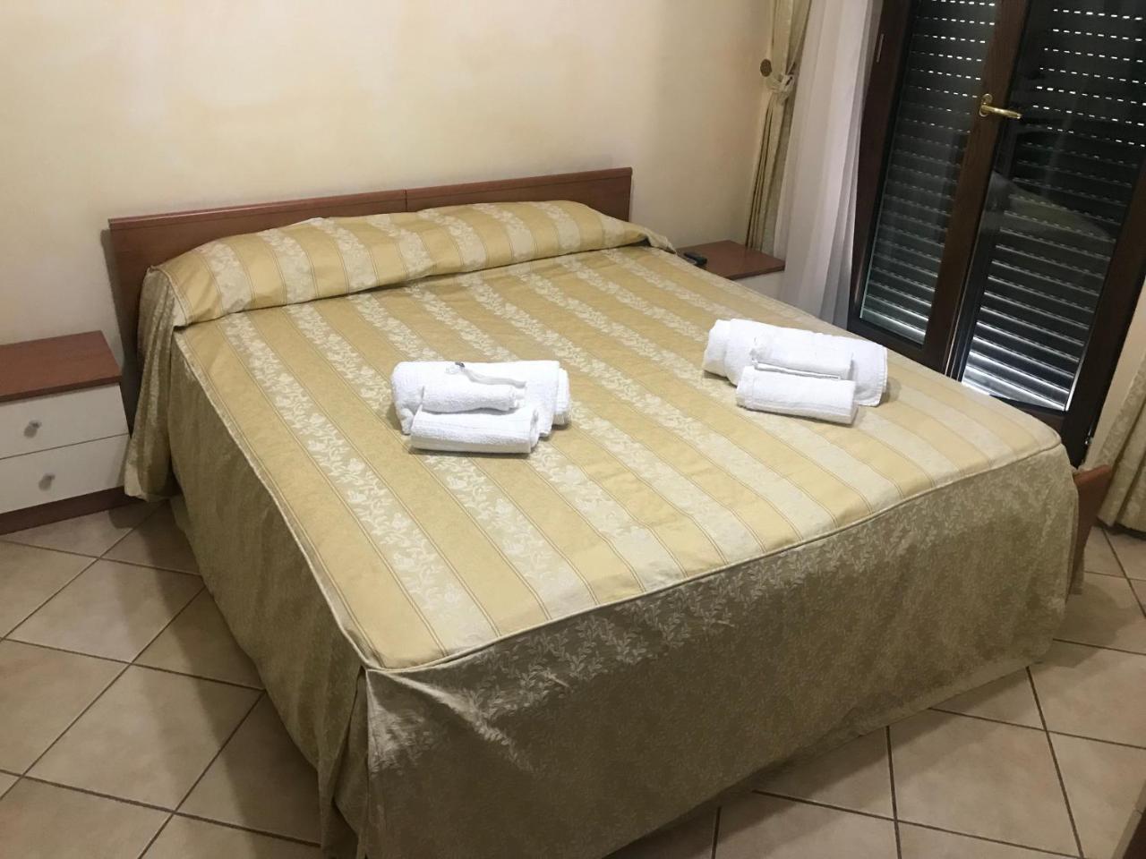 Guesthouse Ristorante Al Giardinetto Francavilla in Sinni Buitenkant foto